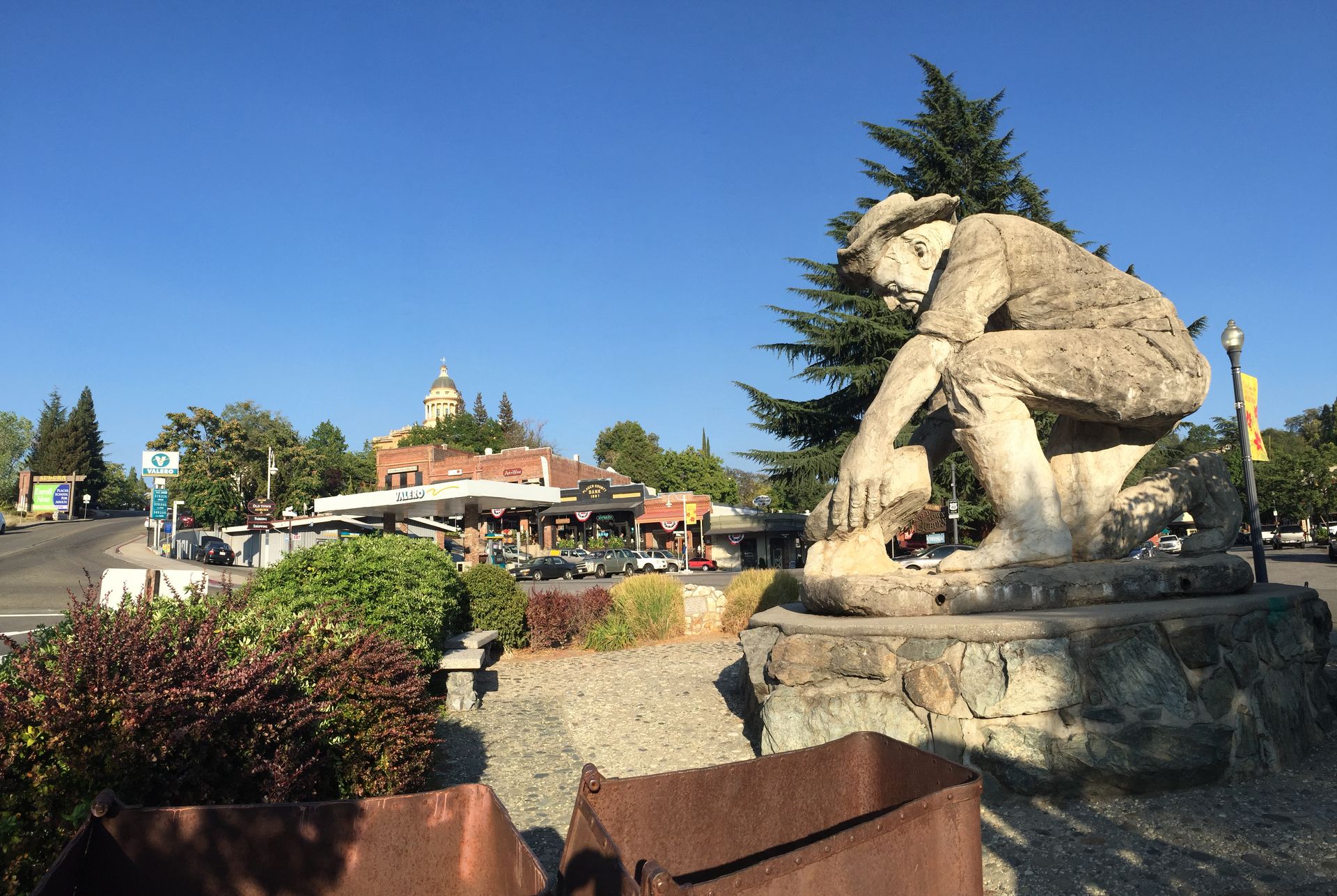 Downtown Auburn California - panoramio