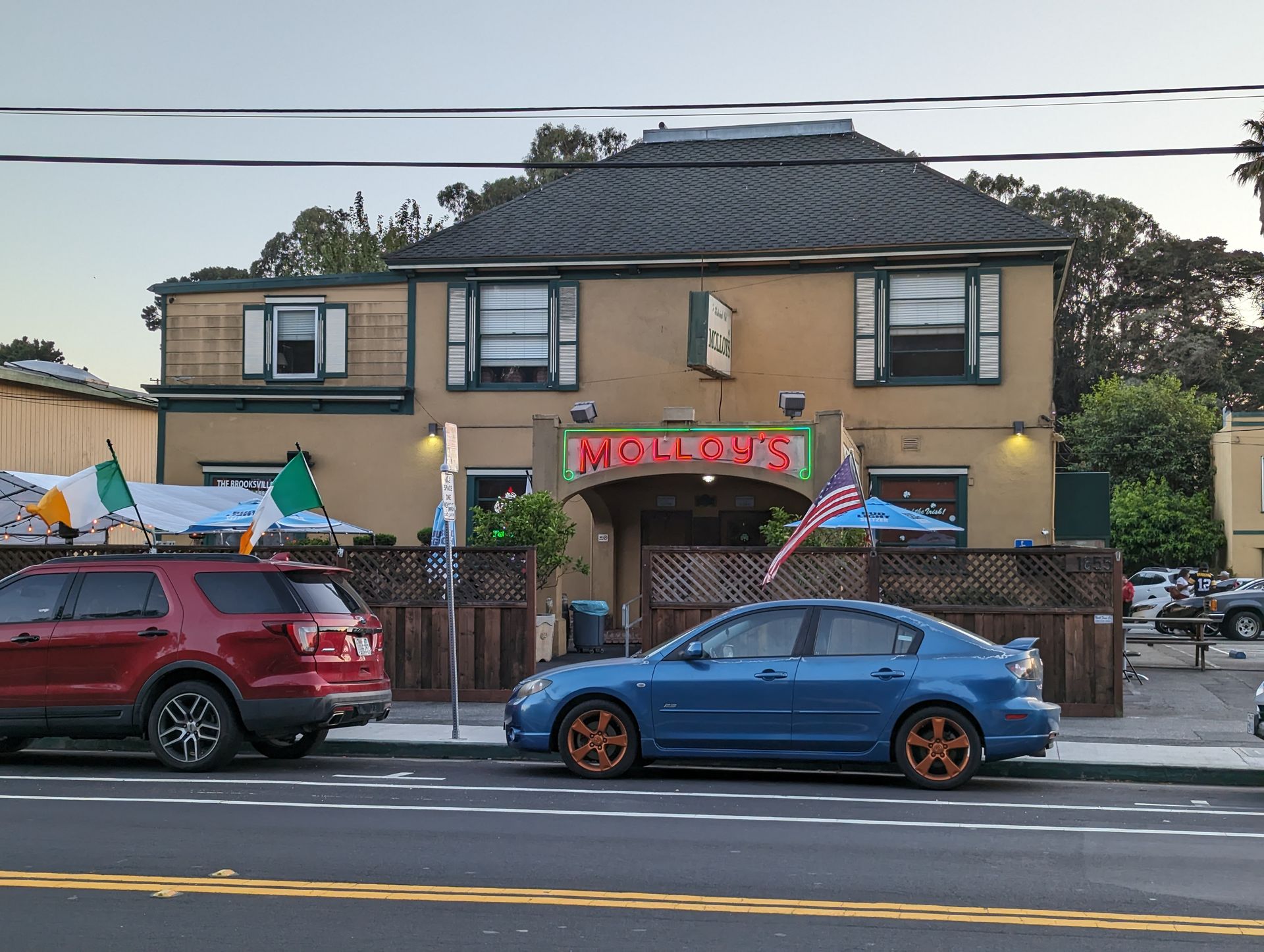 Molloy's, Colma, California