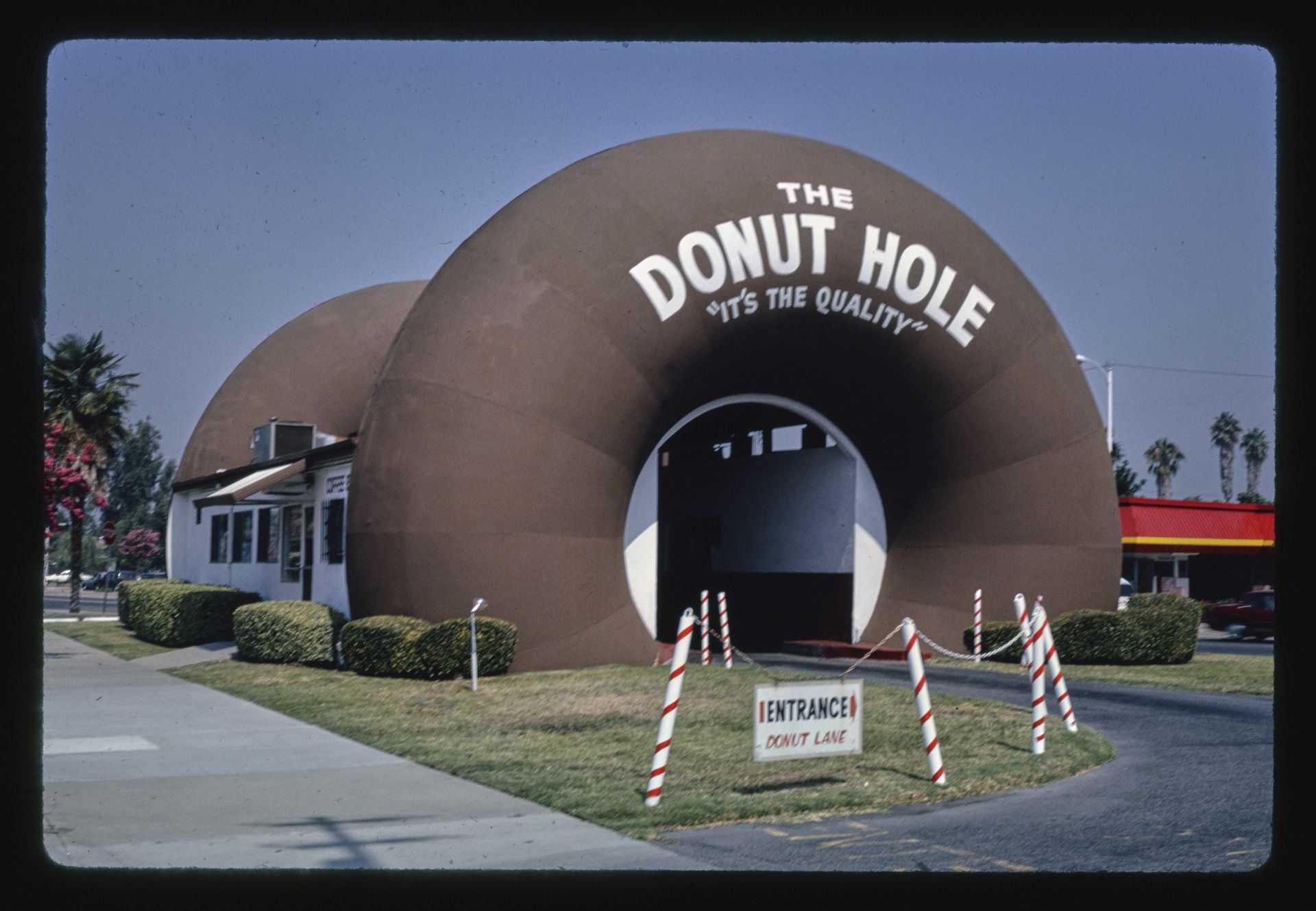 The Donut Hole, La Puente, California LCCN2017709502.tif