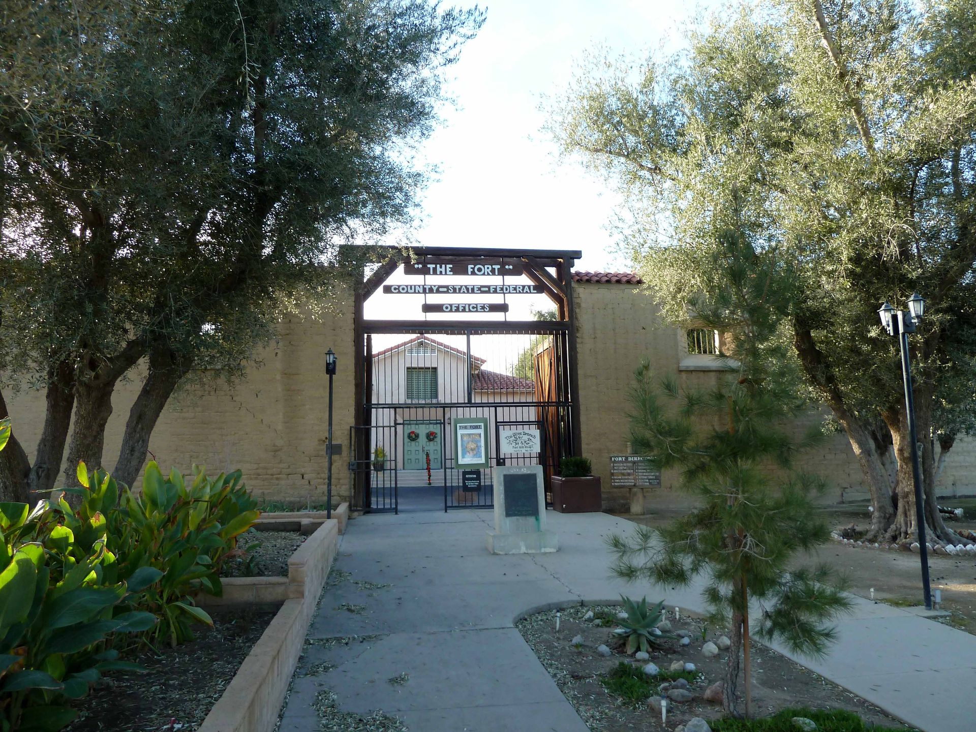 2010-1230-Taft-TheFort